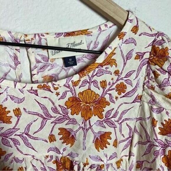 Universal Thread womens floral long sleeve blouse size medium - Picture 3 of 6